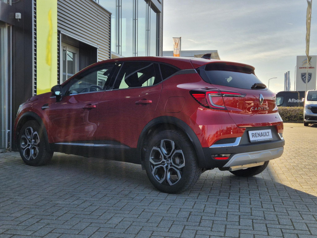 Renault Captur 1.6 e-tech plug-in hybrid 160 techno all season, camera, nav
