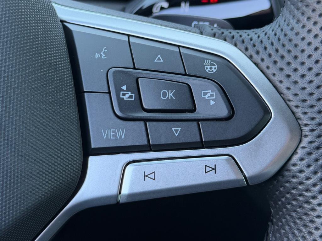 Volkswagen Tiguan 1.5 ehybrid r-line | black line | 360 camera | trekhaak |