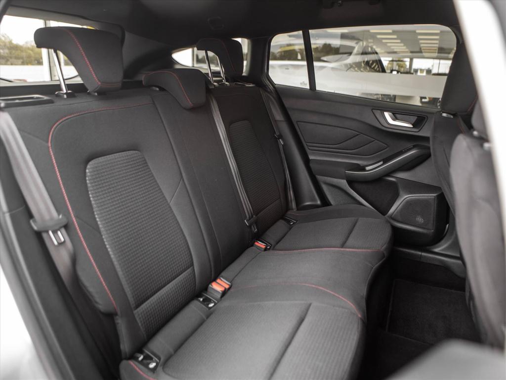 Ford Focus 1.0 ecoboost hybrid 125pk st-line automaat