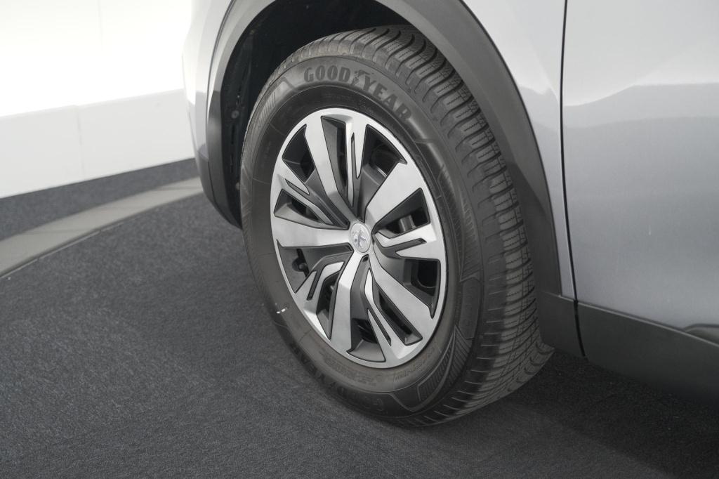 Peugeot 2008 puretech 100 active pack | allseason banden | parkeersensoren 