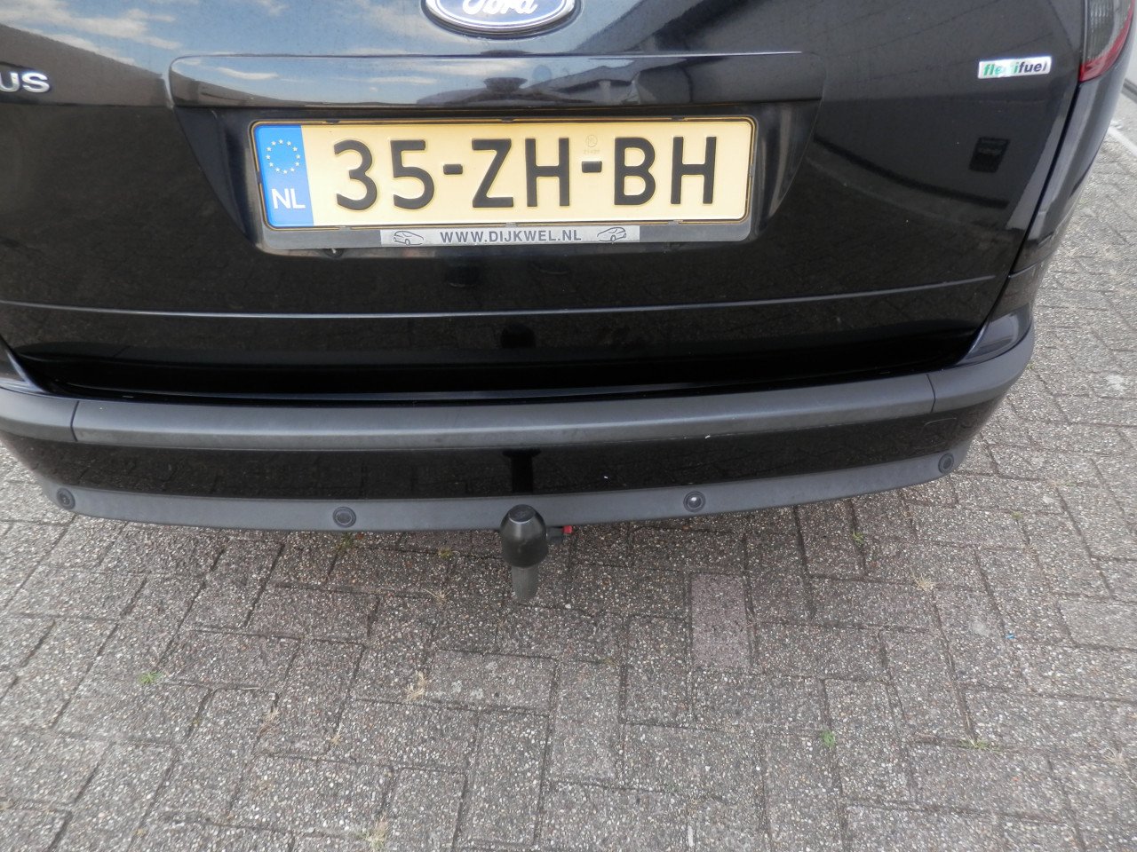 Auto Garant Biedt Aan: Ford Focus 1.8 Ambiente