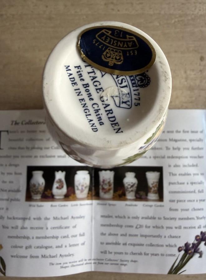 Ansley bone China vaasje