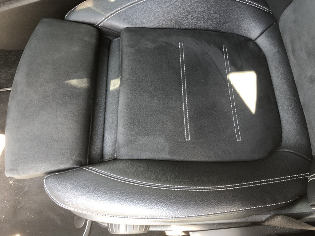 Mercedes-Benz A-Klasse 250 e business solution amg limited