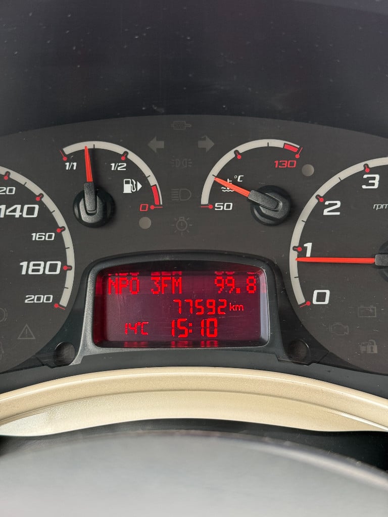 Ford KA 1.2 - titanium x - airco