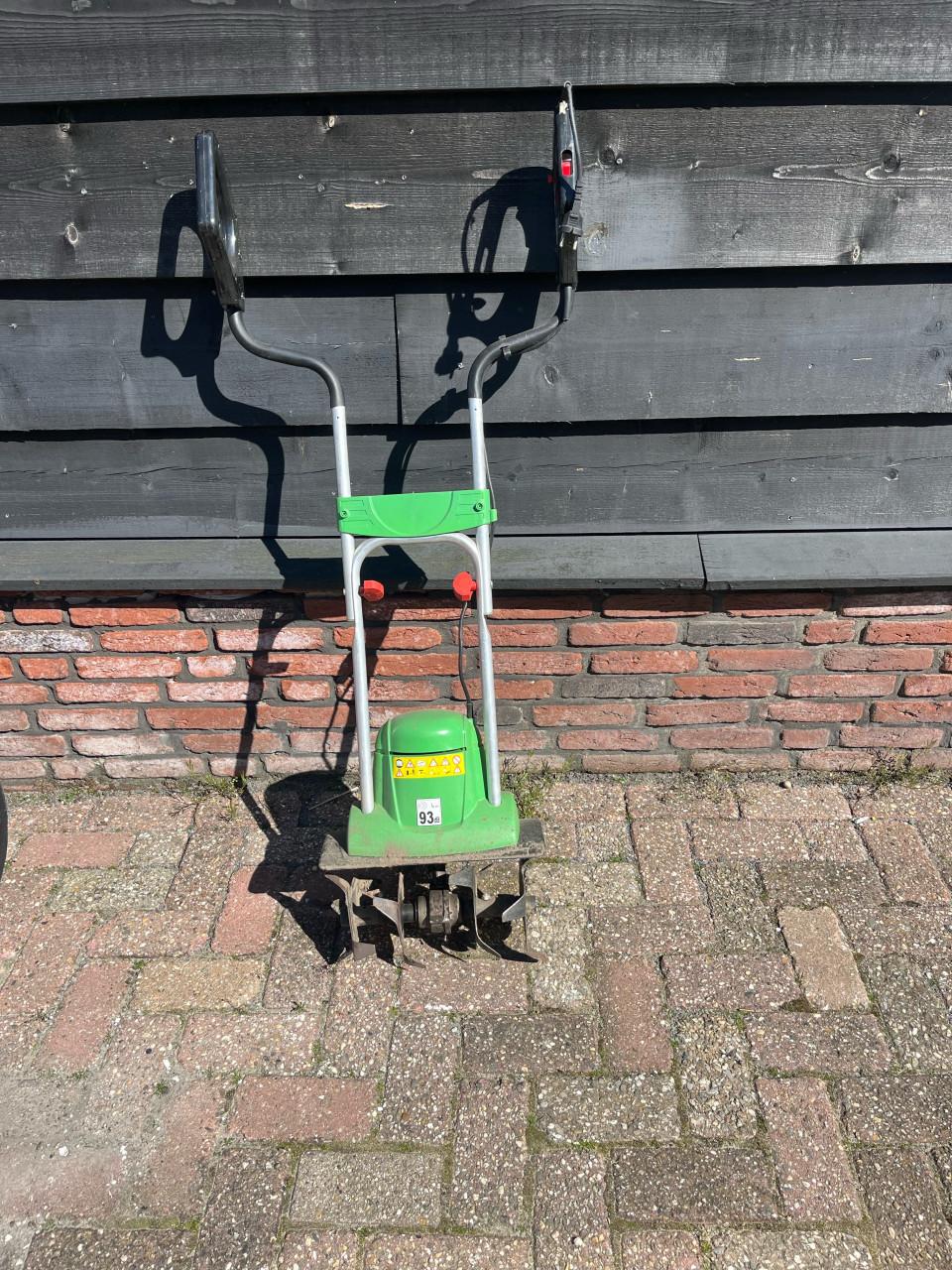 Elektrische tuinfrees