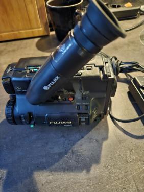 Vintage Fujix-8 M890 Videocamera HI8- 8mm incl accessoires