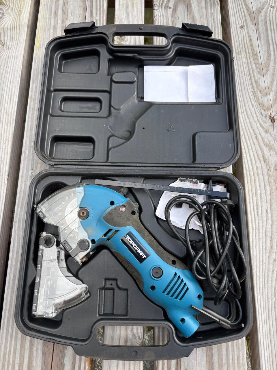 Elektrische handcirkelzaag (zo goed als nieuw)