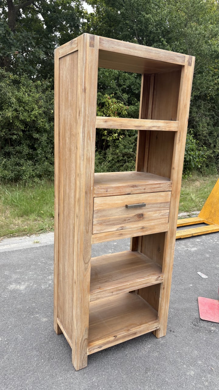 Kast