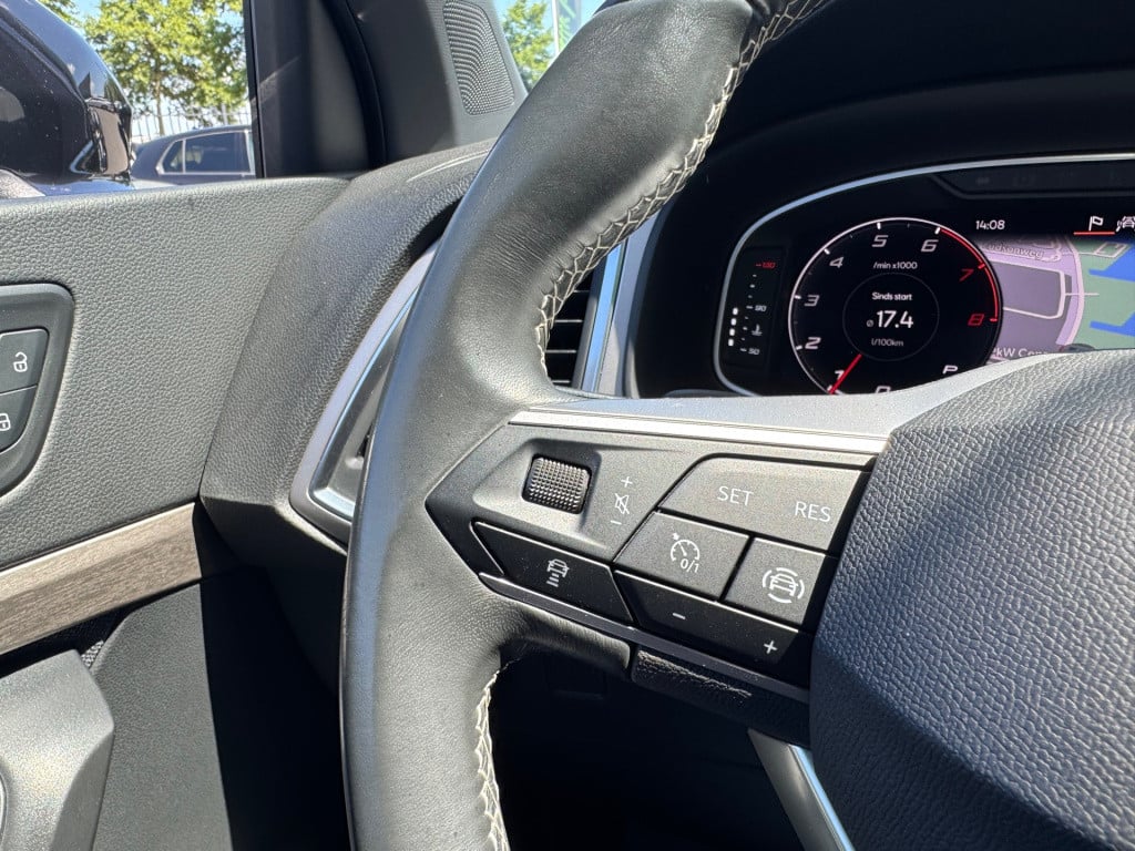 Seat Ateca 1.5 tsi xperience * panoramadak * trekhaak * keyless * virtual c