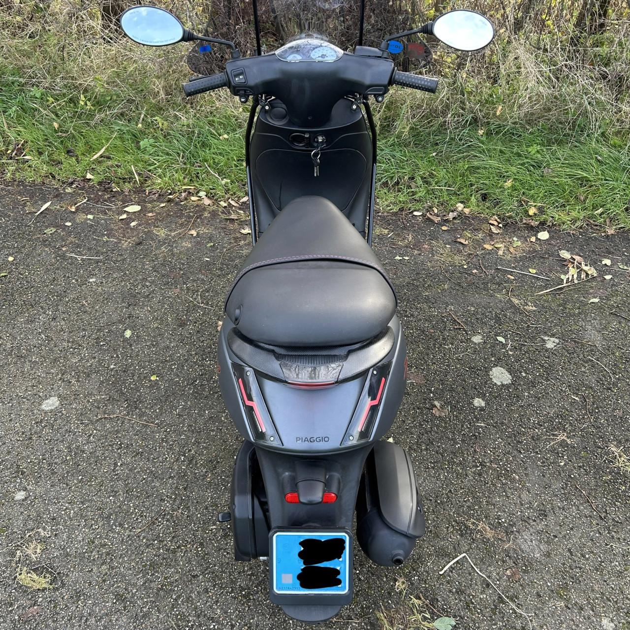 Piaggio Zip S Titanio Scooter 2022 - 4500km