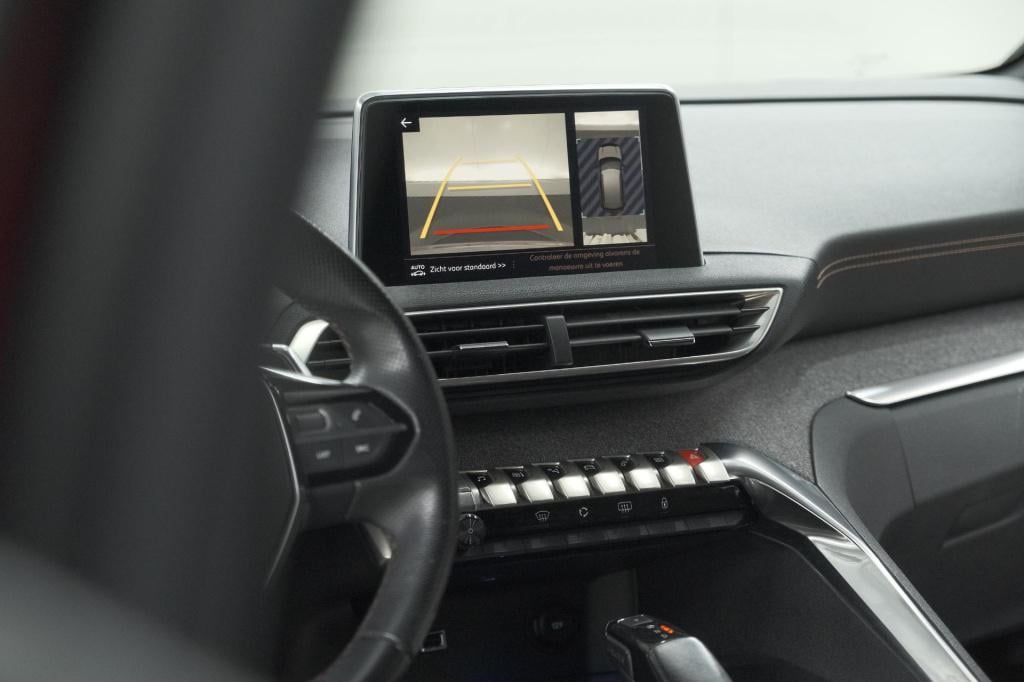 Peugeot 3008 puretech 130 eat6 gt | allseason banden | trekhaak | panoramad