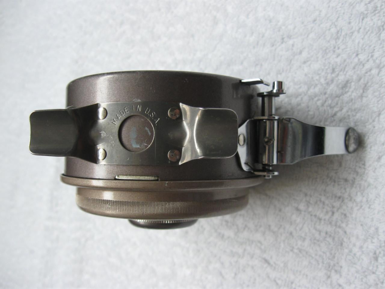2 vintage - oldskool vliegenreels DAIWA - Shakespeare