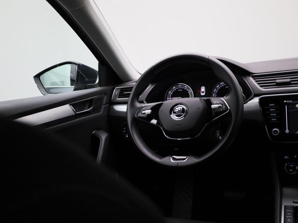 Skoda Superb 1.4 tsi iv phev business edition | automaat | navigatie | appl