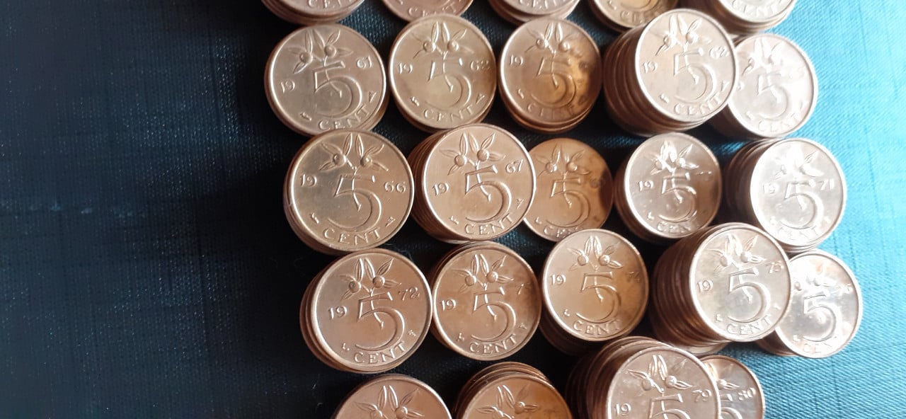 175 Nederlandse 5 cent munten