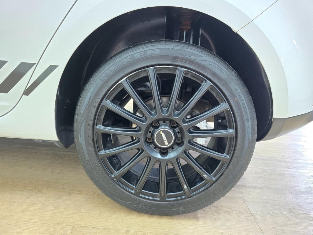 Seat Ibiza occasion 1.2 tsi sport edition met cruisecontrol en luxe radio |