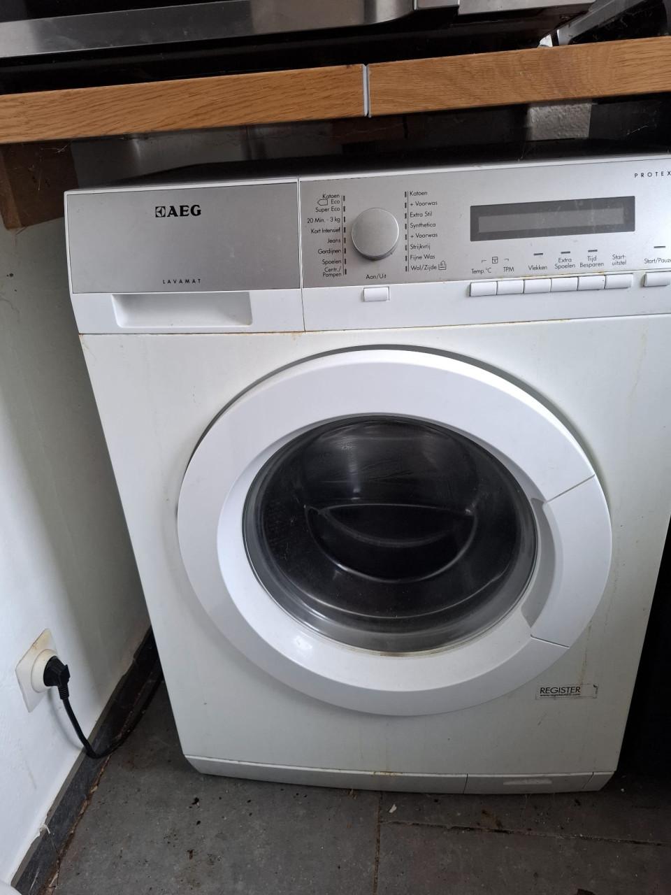 Verkoop van inboedel vertrek buitenland