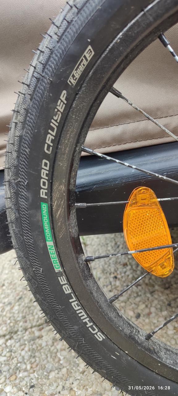 Croozer Cargo fietsaanhanger (of handkar) + reservewiel