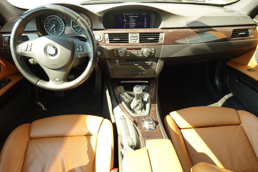 BMW 3-serie coupé 320i corporate lease business line sport