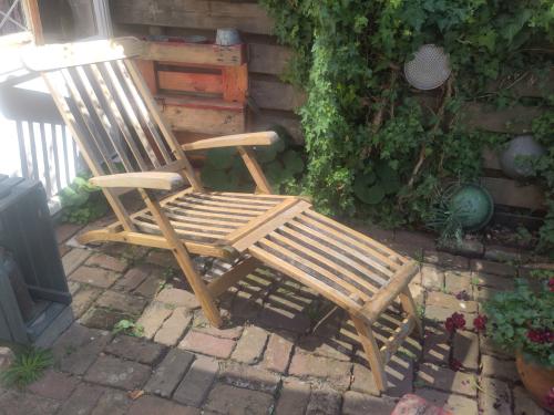 TUIN-LIGSTOEL GRATIS