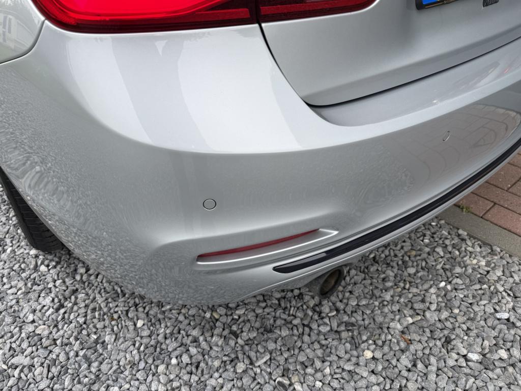 BMW 3-serie 318i automaat executive sportline sedan