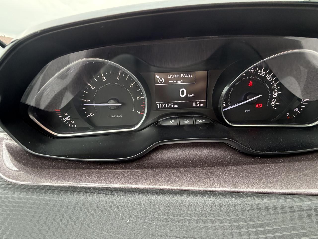 Peugeot 2008 1.2 Puratech Style NAP AIRCO ! ! !