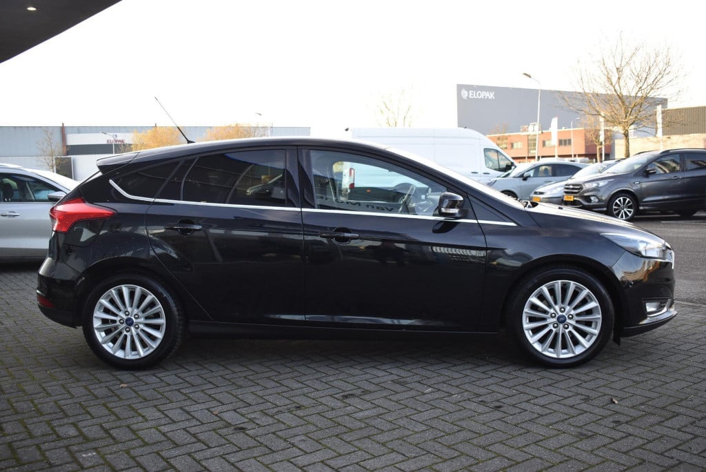 Ford Focus 1.0 titanium edition | climate control | cruise control | parkee