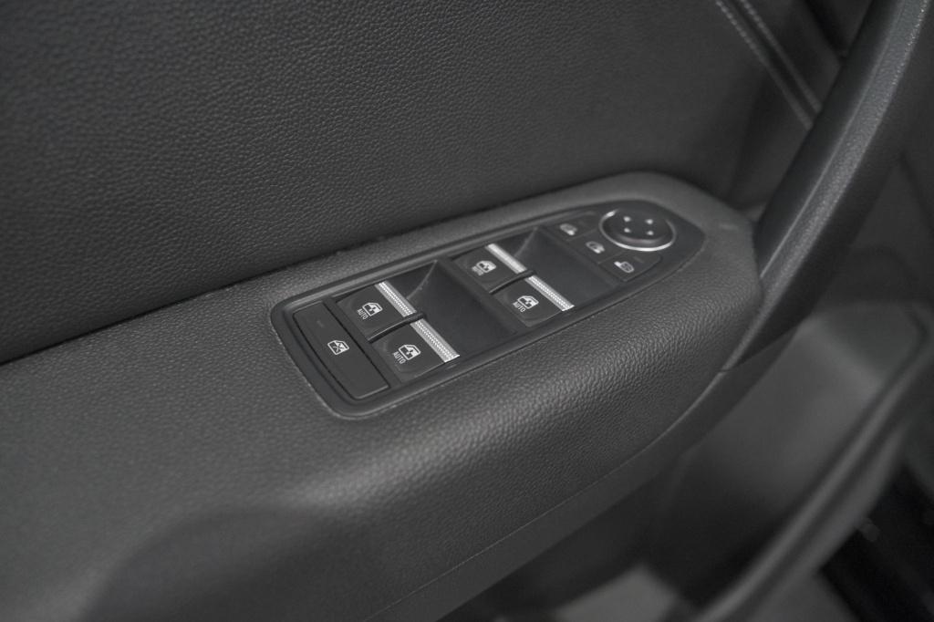 Renault Captur 1.6 e-tech full hybrid 145 techno | pack full screen | camer