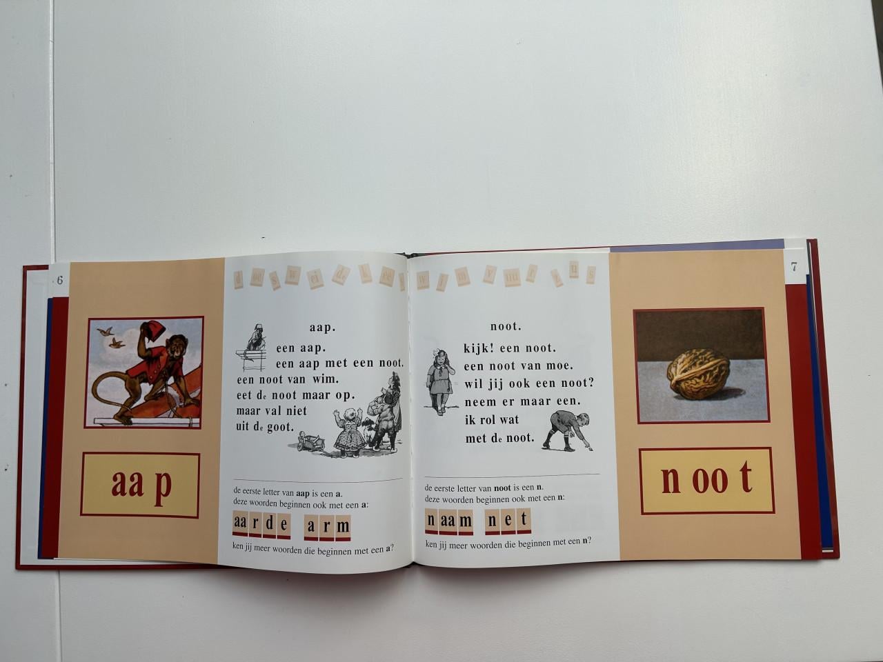 Boekje: Het leesplankje.