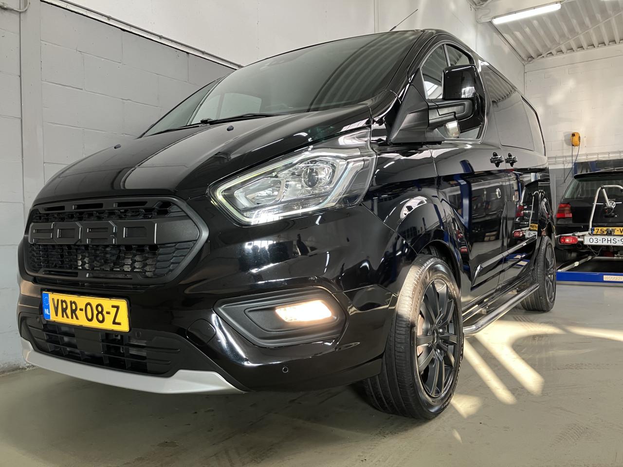 Ford Transit Custom 300 2.0 TDCi L1H1 Limited DC