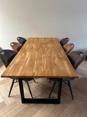 Mango houten tafel + 6 eetkamer stoelen