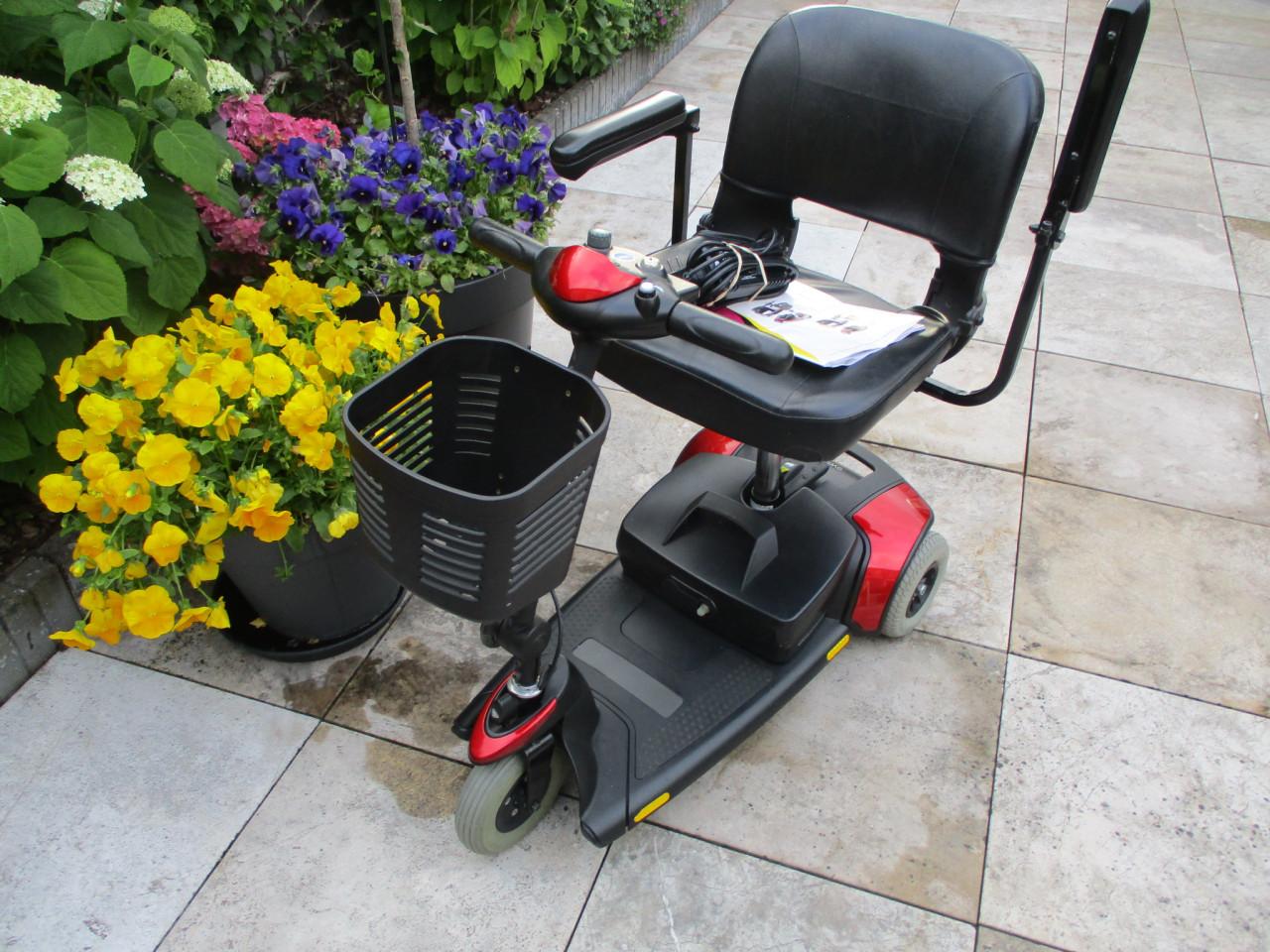 Zgan Pride GOGO Avantgarde opvouwbare scootmobiel met nieuwe accu,s