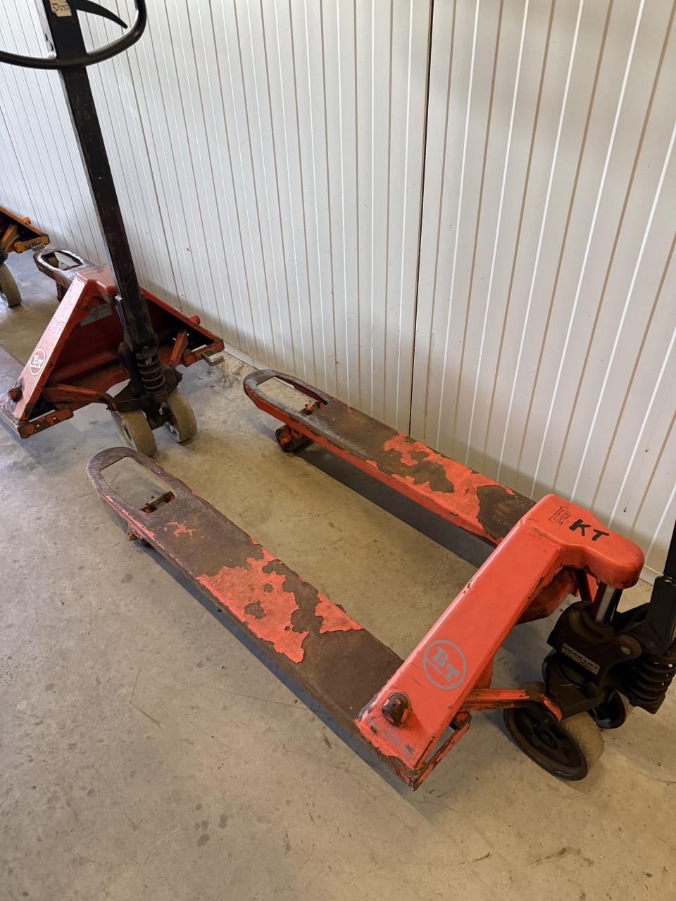 Pompwagen pallettruck BT Quicklifter 2300kg 4x