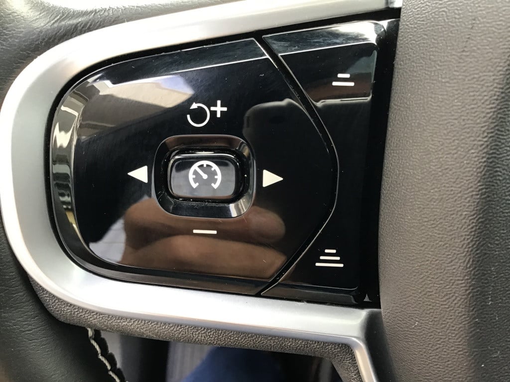 Volvo XC90 2.0 t8 awd r-design lounge pack