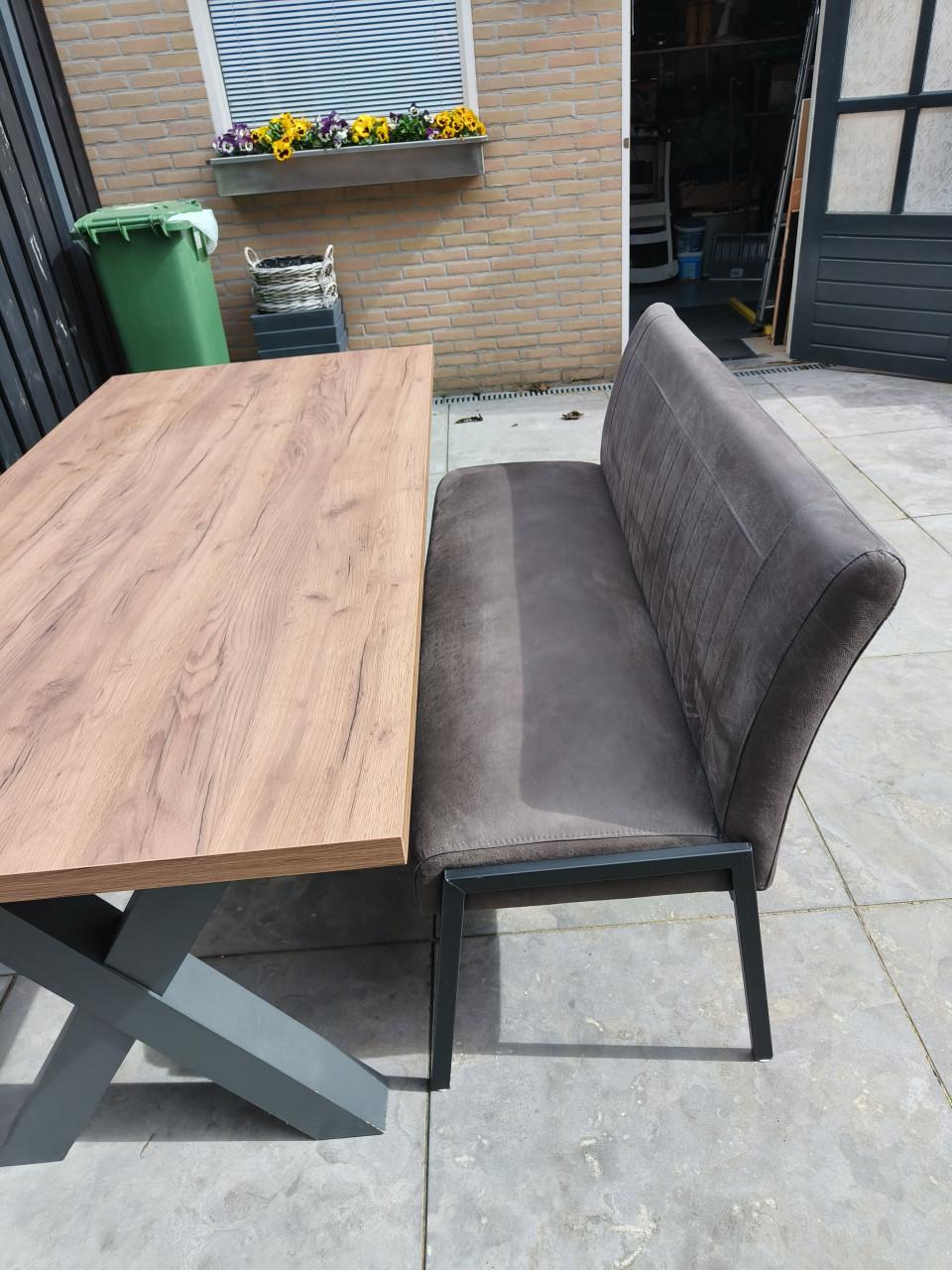 Eettafel met eetzitbank 190x90