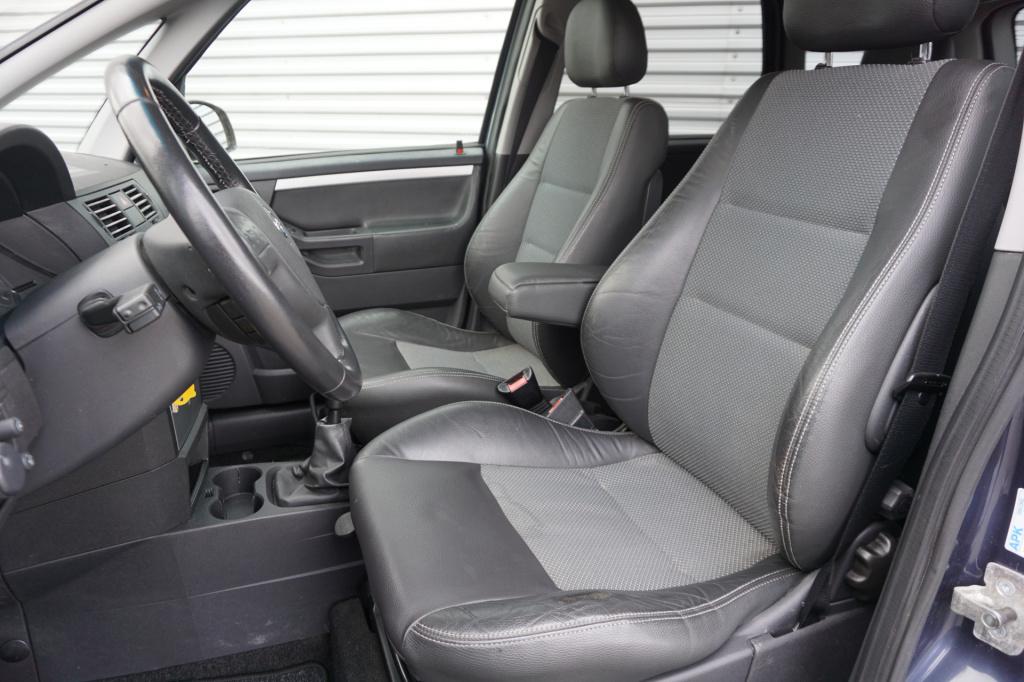 Opel Meriva 1.6-16v cosmo climate / half leder / elektr. ramen / trekhaak /