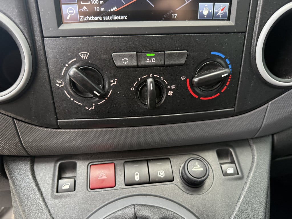 Peugeot Partner 120 1.6 bluehdi 75 l1 premium pack 3-zitter