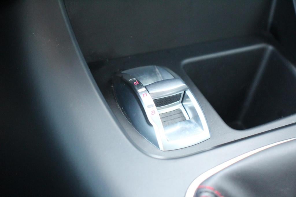 Alfa Romeo Giulietta 1.4 turbo super- sportiva - leer/alcantara - stoelverw