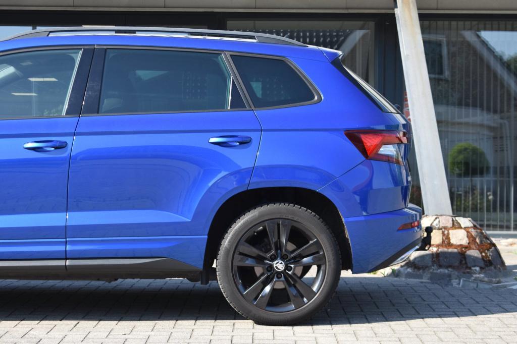 Skoda Karoq 1.5 tsi act sportline | trekhaak | canton | adaptieve cruise co