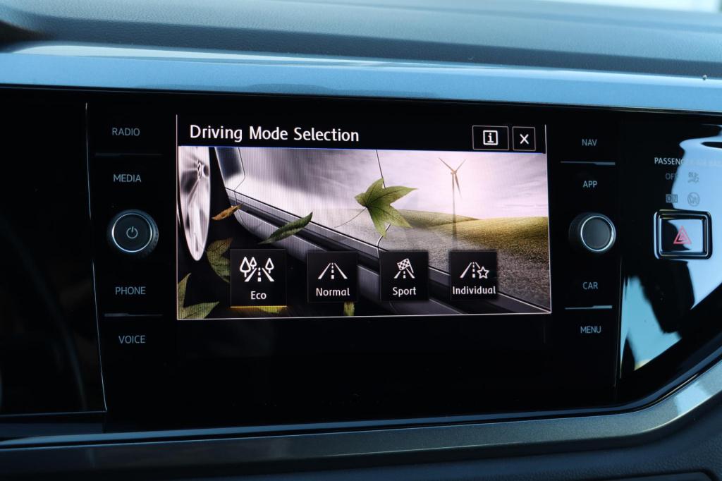 Volkswagen Polo 1.0 tsi comfortline business carplay | adaptive | sensoren