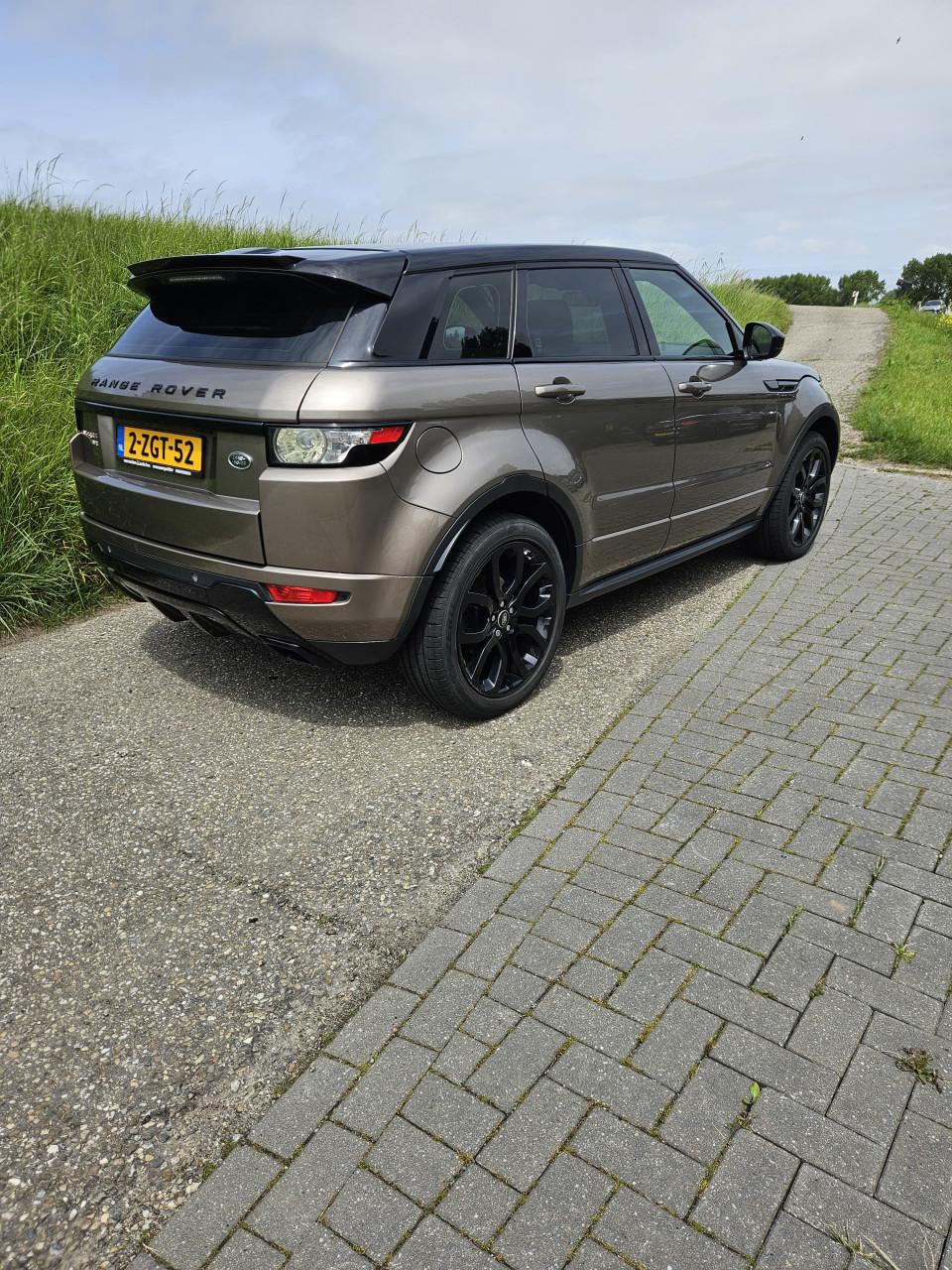Range Rover Evoque SI 4