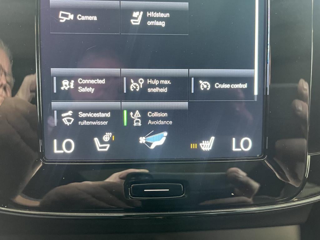 Volvo XC40 1.5 t4 recharge r-design 210 pk panorama