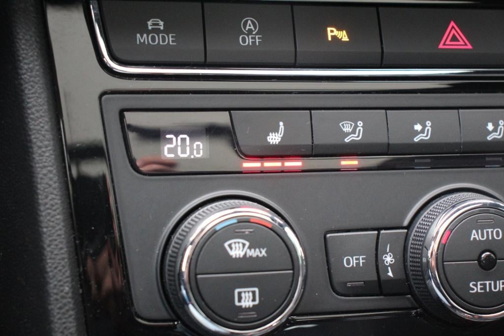 Seat Leon st 1.8 tsi fr business intense - pano - carplay - leder/alcantara