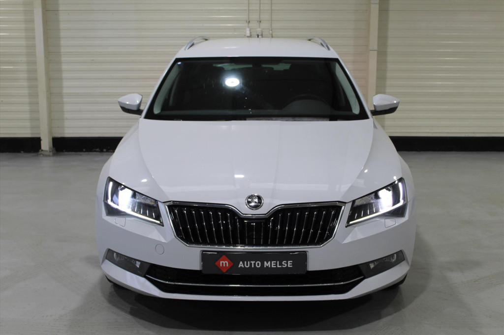 Skoda Superb combi style 1.4 tsi act