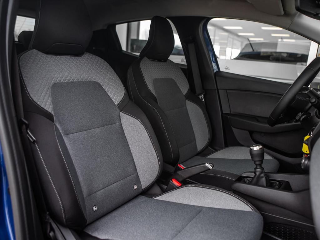 Renault Clio 1.0 tce 90 gpf evolution | parkeer sensoren | airco | aple car