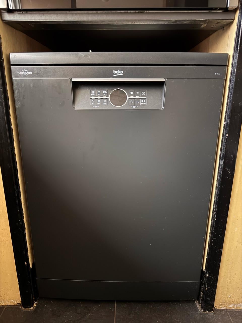 Beko vrijstaande vaatwasser BDFN26430A