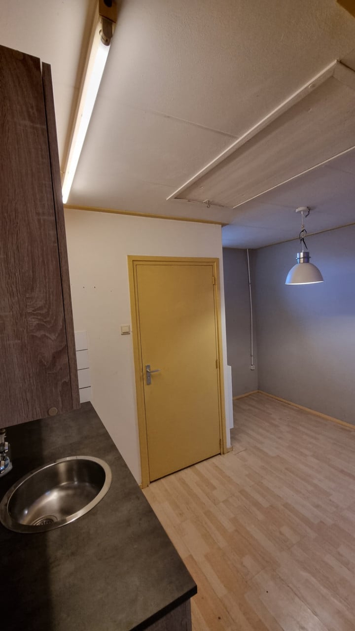 Kantoor/winkelruimte te huur in Koudekerke