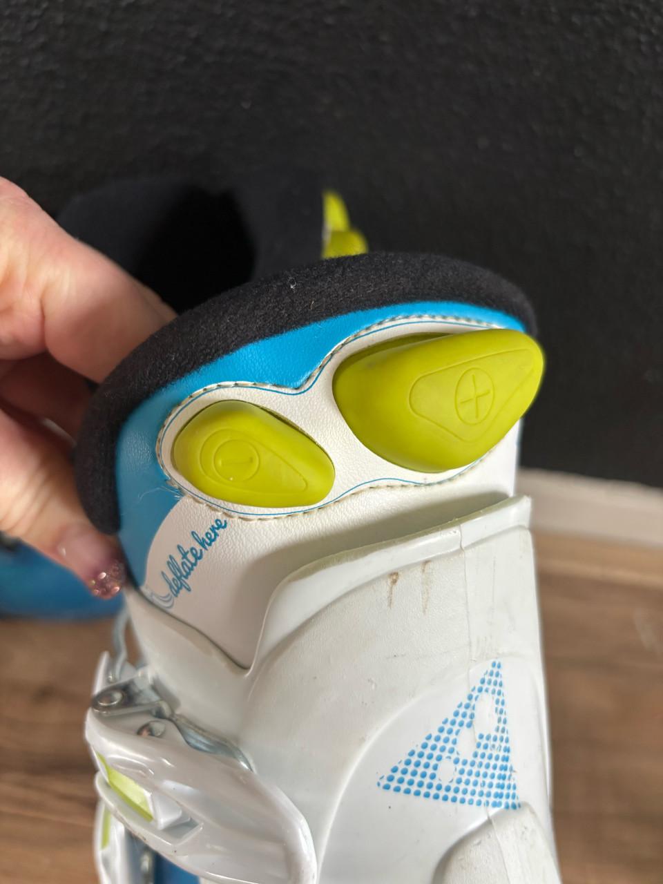 Ski 90 cm eventueel incl skischoen