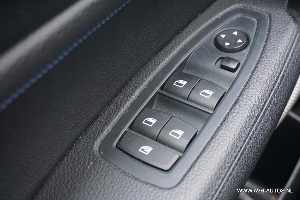 BMW 1 Serie 118i centennial high executive