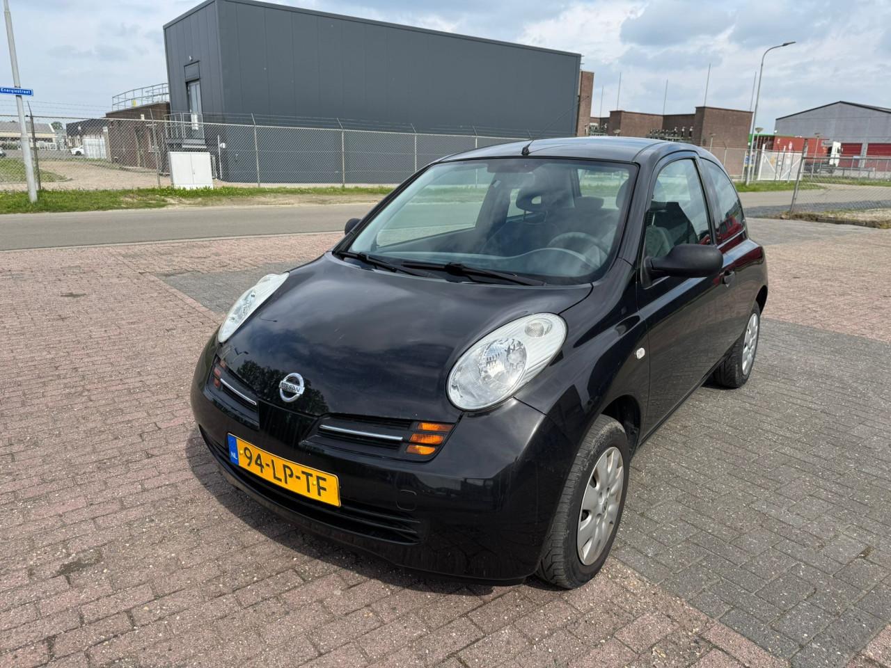 Nissan micra bj 2004  1250 euro