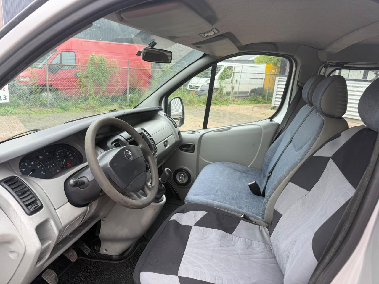 Nissan primastar bj 2003  2250 euro